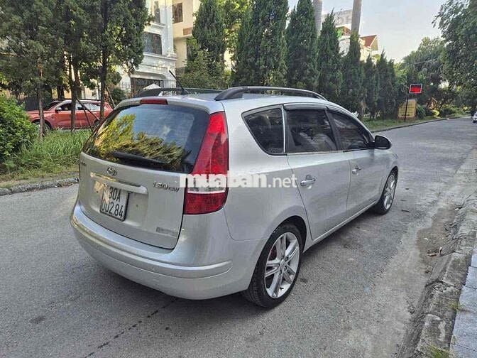 Hyundai i30 CW 2009 1.6 AT