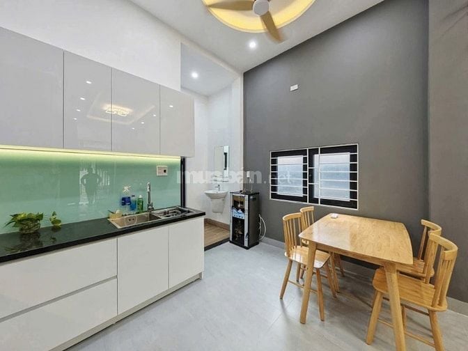 Bán nhà ở Nguyễn Hữu Trí giá 1 tỷ 250tr để chữa trị cho con nhỏ