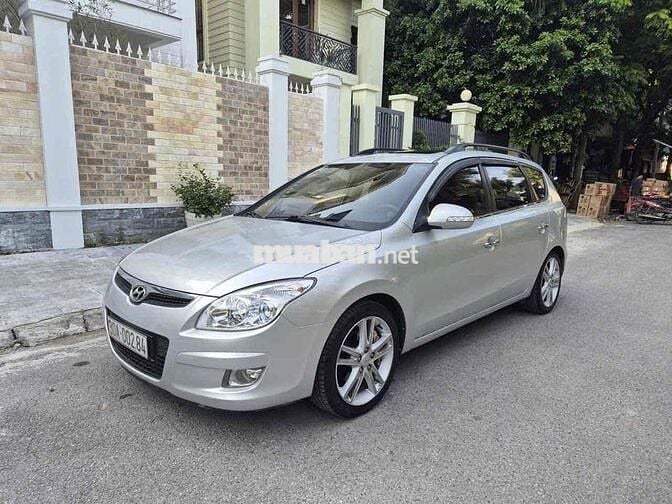 Hyundai i30 CW 2009 1.6 AT
