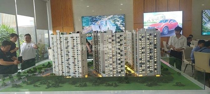 Căn hộ 2PN mặt tiền QL1, cách Q1 30 phút - Trả trước 300tr nhận nhà