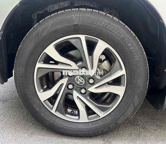 TOYOTA INNOVA E MT 2022 ODO 68.000KM XE ĐẸP