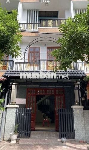 cho thuê nhà có một ít nội thất phú mỹ hiệp nhà 1 trệt 2 lầu