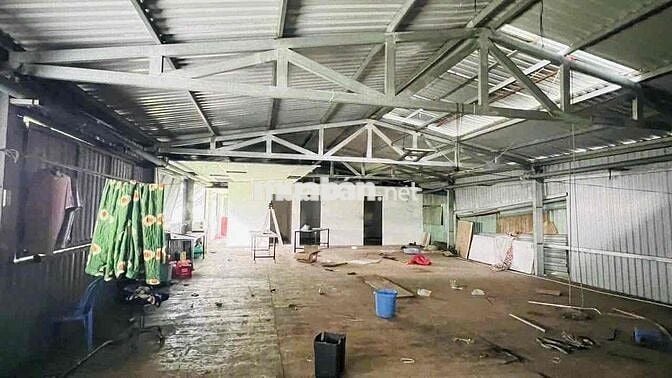 CHO THUÊ KHO XƯỞNG 640M P.LINH ĐÔNG,GẦN PHẠM VĂN ĐỒNG