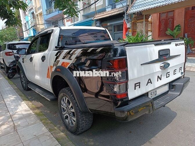 Ford Ranger wildtrak 3.2at 2016 màu trắng 2 cầu
