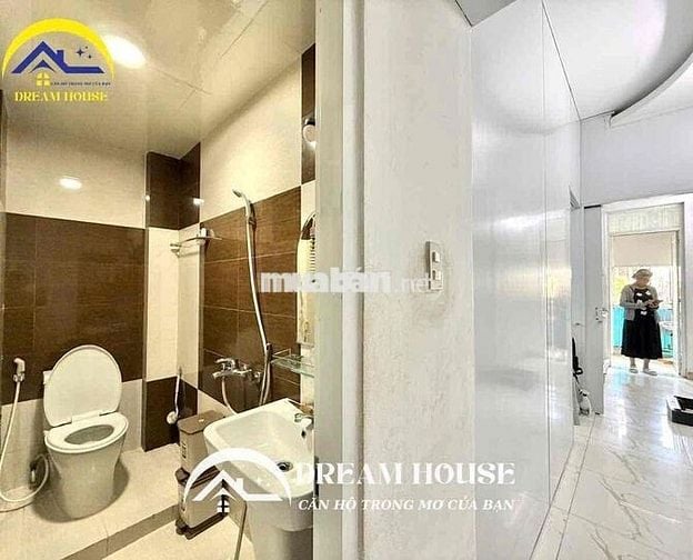 CĂN HỘ 2 PHÒNG NGỦ SIÊU ĐẸP- BAN CÔNG THOÁNG MÁT- SẠCH SẼ FREE XE