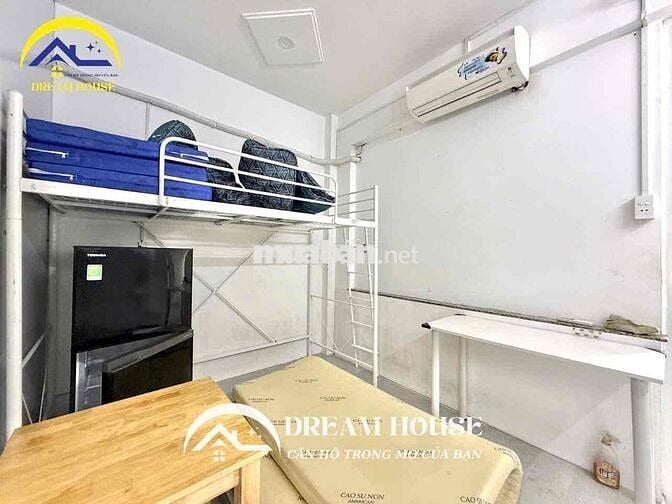 CĂN HỘ 2 PHÒNG NGỦ SIÊU ĐẸP- BAN CÔNG THOÁNG MÁT- SẠCH SẼ FREE XE