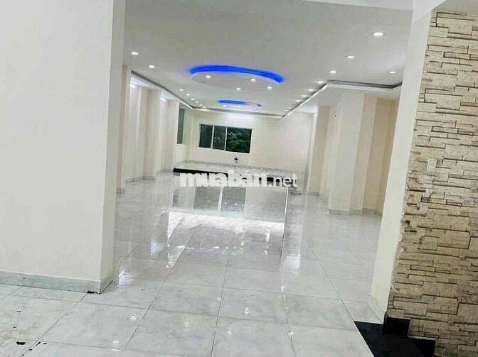 Cho Thuê Nhà Mat Tiền Kinh Doang-Dien Tích Rộng-Q6