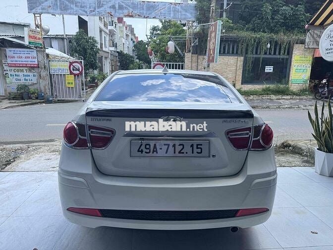 Hyundai Avante 2011 - gia đình cọp