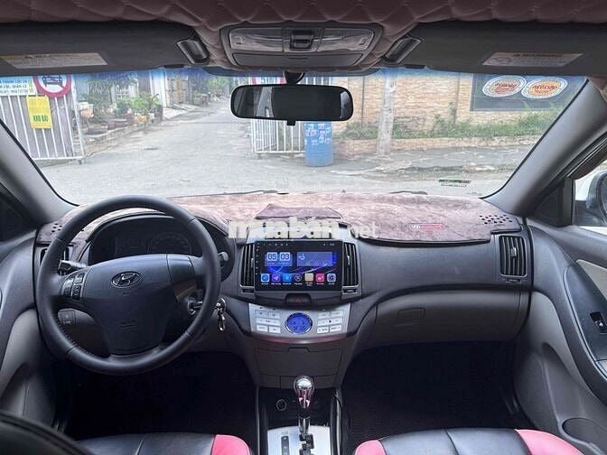 Hyundai Avante 2011 - gia đình cọp