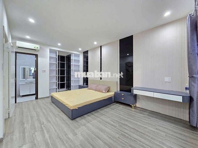 Cần bán nhà 4 tầng ngang 8m sau lưng mặt tiền Dũng Sĩ Thanh Khê