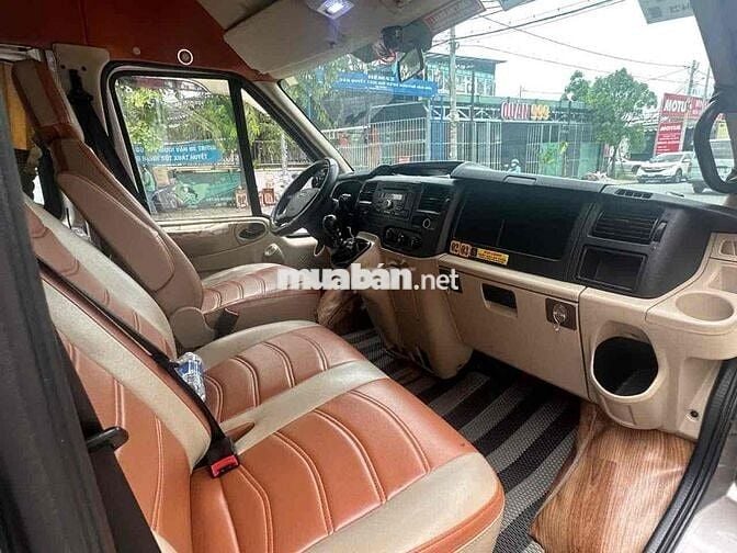 Ford Transit 2016 Standard MID - 160000 km