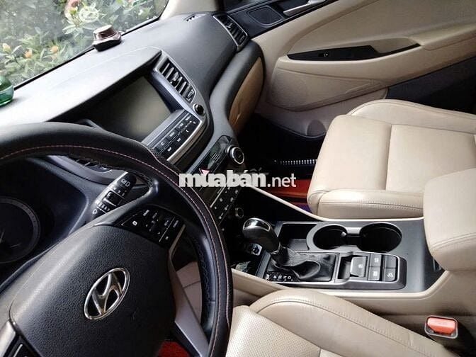 Hyundai Tucson 2019 2.0L Tiêu chuẩn - 100000 km