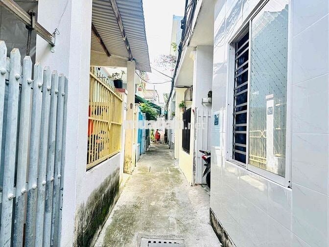 Nhà đẹp gác lửng 50m2 Mẹ Nhu giá tốt còn sót lại