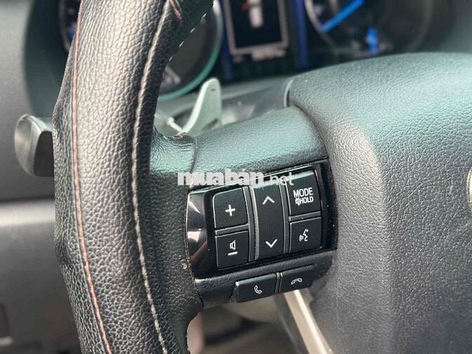 Toyota Fortuner 2018 2.7V 4x2 - 56000 km