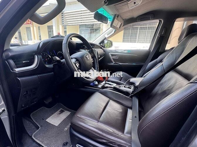 Toyota Fortuner 2017 2.7V 4x4 - 91000 km
