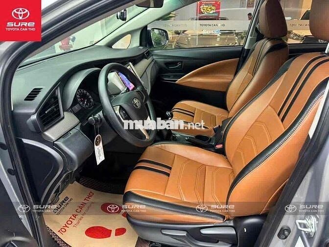 Toyota Innova 2019 2.0E - bảo hành Toyota