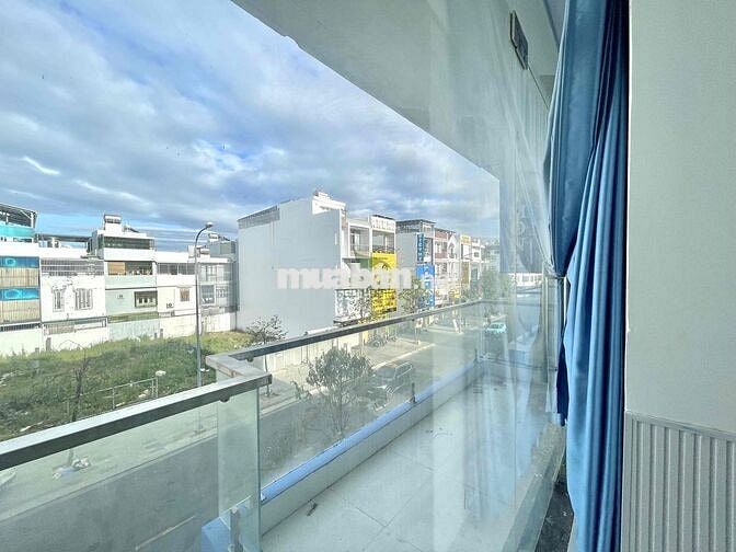 CHO THUÊ NHÀ KINH DOANH 4 TẦNG MẶT TIỀN THÍCH QUẢNG ĐỨC GIÁ 50 TRIỆU/