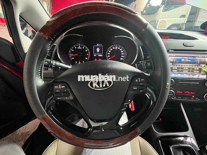 Kia Cerato 2018 1.6 MT - 54000 km