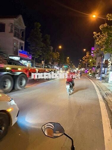 MT Lê Thị Hà ngay tt Thị Trấn Hóc Môn trệt 2 lầu 234m2 sàn suốt