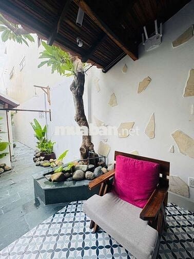 Cho thuê Villa mini có hồ bơi ngay trung tâm Nha Trang