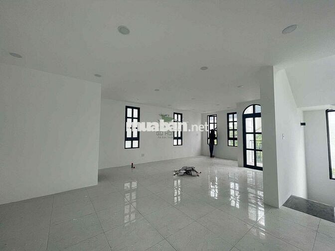 CHO THUÊ NHÀ Ở KINH DOANH LÔ GÓC ACC VƯỜN XOÀI NHA TRANG GIÁ 50 TRIỆU/