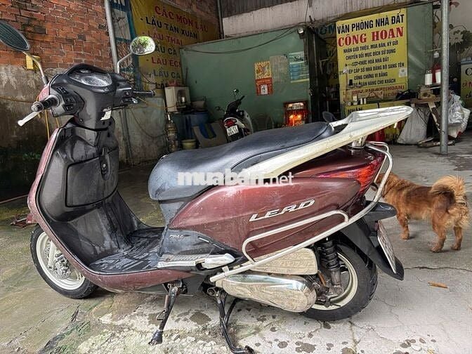 Bán Xe Honda Lead đời 2011 màu Nâu đen, xe còn tốt