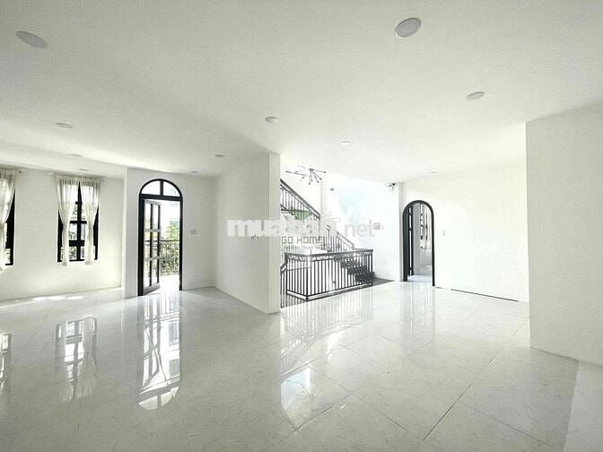 CHO THUÊ NHÀ Ở KINH DOANH LÔ GÓC ACC VƯỜN XOÀI NHA TRANG GIÁ 50 TRIỆU/
