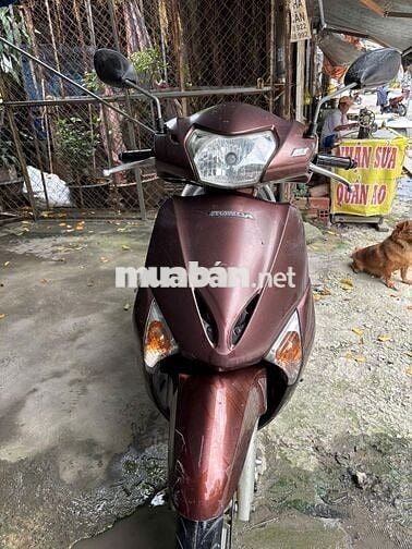 Bán Xe Honda Lead đời 2011 màu Nâu đen, xe còn tốt