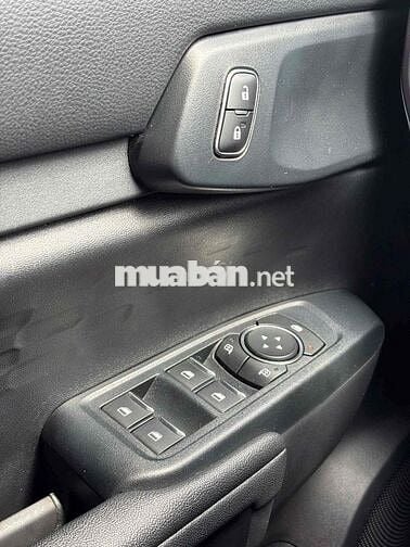 Ford Ranger 2023 XLS 2.0L 4x2 AT - 12000 km
