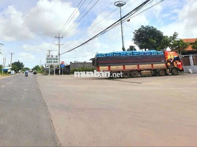 Quá đẹp, 785m2 đất thổ cư view kênh Mỹ Thạnh, chỉ 1 tỷ 50 tr