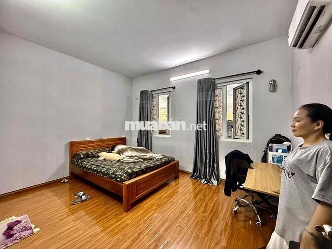 Chung Cư 3PN 2WC Bancol Thang Máy Full NT Rộng 105m2 Ngay CV Thỏ Trắng