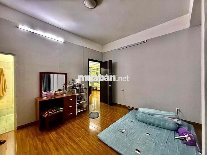 Chung Cư 3PN 2WC Bancol Thang Máy Full NT Rộng 105m2 Ngay CV Thỏ Trắng