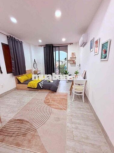 CHO THUÊ SIÊU PHẨM BALCONY CỰC THOÁNG THANG MÁY CÁCH ĐH BÁCH KHOA 500m