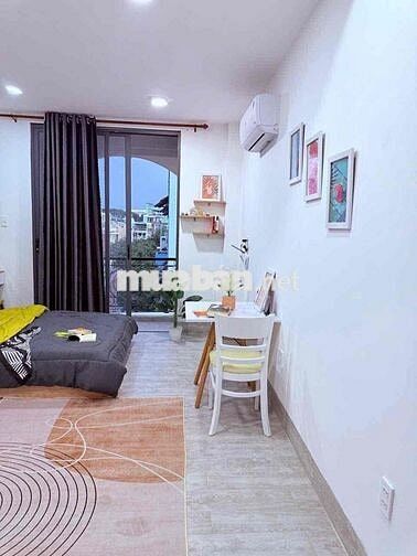 CHO THUÊ SIÊU PHẨM BALCONY CỰC THOÁNG THANG MÁY CÁCH ĐH BÁCH KHOA 500m
