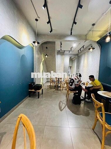 Nhà mới đẹp 99% Đoạn ẩm thực Nguyễn Tri Phương Q10