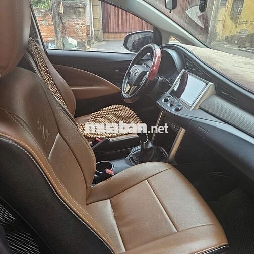Toyota Innova 2019 2.0E - 123000 km