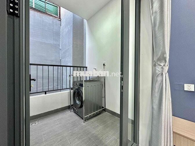 CĂN HỘ 1PN/ 2PN CAO CẤP GẦN VÒNG XOAY LĂNG CHA CẢ