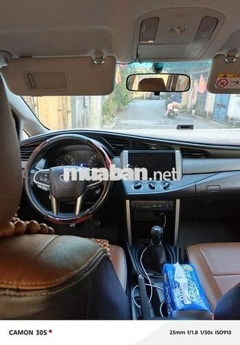 Toyota Innova 2019 2.0E - 123000 km