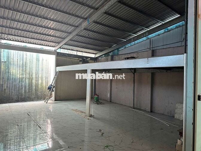 10 x 32.  Mặt Tiền Kinh Doanh . Giá vẫn còn thương lượng