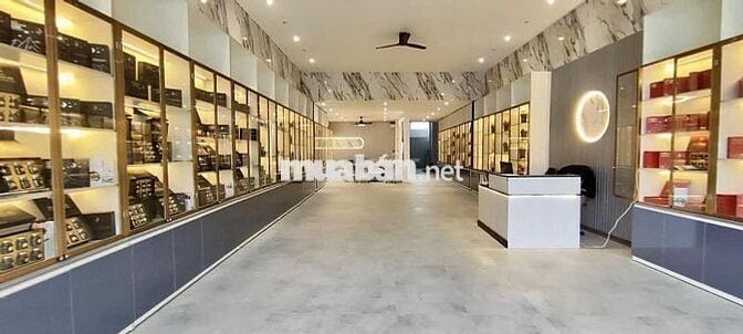 Cho thuê MẶT BẰNG KINH DOANH 478M2 nằm ngay trục đường chính TAM KỲ
