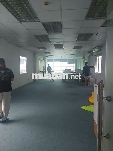 Cho thuê văn phòng Phú Nhuận 100m² giá rẻ gần sân bay chỉ 25tr