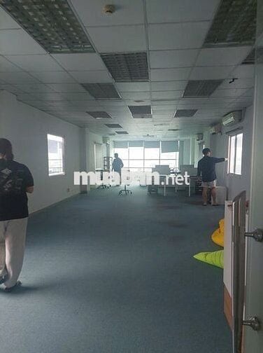 Cho thuê văn phòng Phú Nhuận 100m² giá rẻ gần sân bay chỉ 25tr