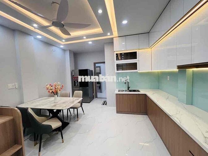 Bán nhà quận 7 5mx23m Huỳnh tấn phát sát mặt tiền đường