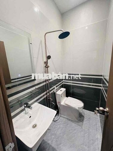 Bán nhà quận 7 5mx23m Huỳnh tấn phát sát mặt tiền đường