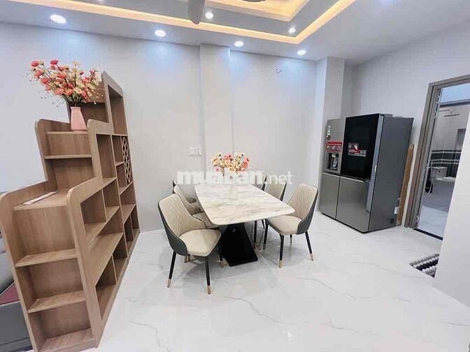 Bán nhà quận 7 5mx23m Huỳnh tấn phát sát mặt tiền đường