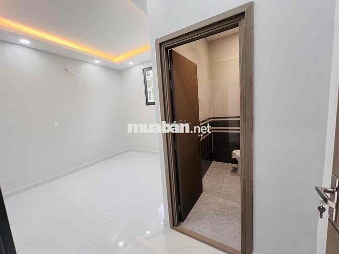 Bán nhà quận 7 5mx23m Huỳnh tấn phát sát mặt tiền đường
