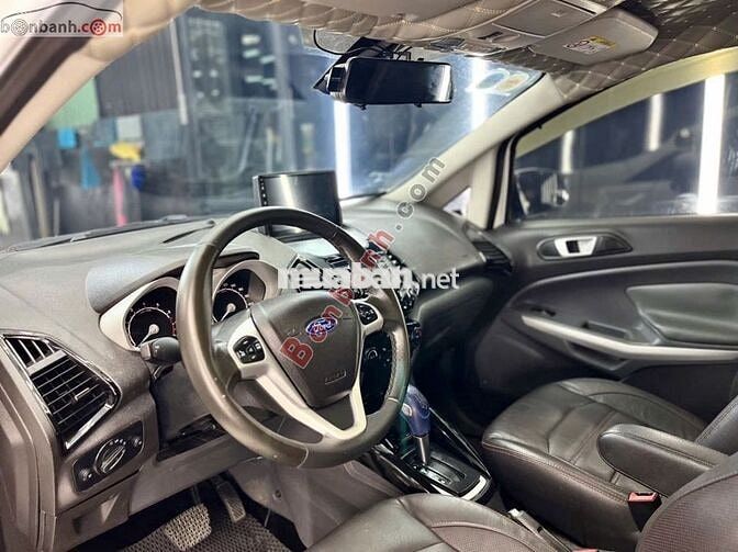 Ford EcoSport Titanium 1.5L AT 2017 - 325 Triệu