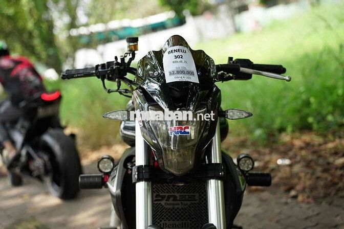 😍😃BENELLI 302 dki2016, CÓ ĐỒ, CÓ ĐỔI xe VÀ BÁN GÓP