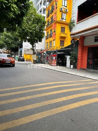 Bán nhà mặt phố Tô Ngọc Vân, Tây Hồ. Kinh doanh sầm uất. 148m2 9 tầng