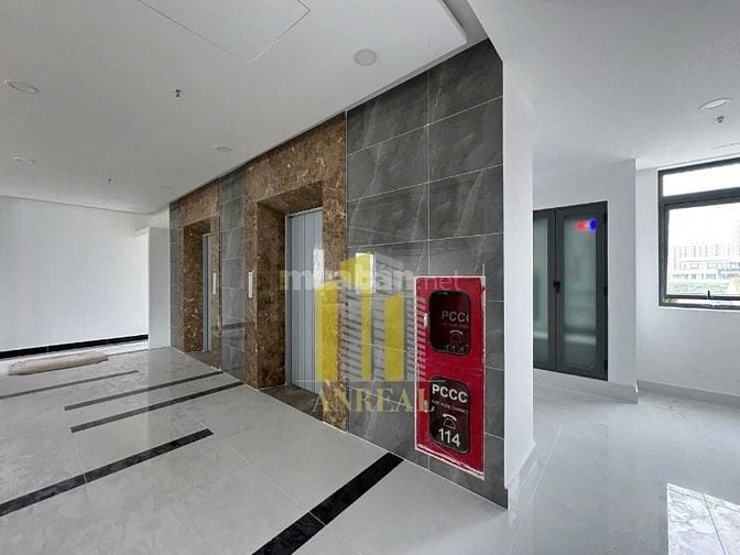 Sàn Văn Phòng DT Từ 80m2 Đến 450m2 - Tòa Nhà Cao Cấp Mặt Tiền Trần Não